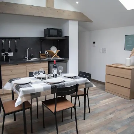 Serenity F2 Sous Les Toits Frontalier Apartment